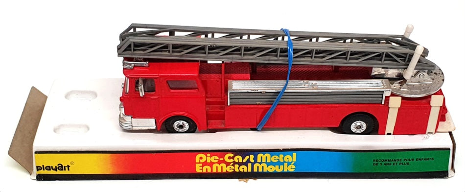 Model Power Playart 24523E - Mack Fire Engine - Red