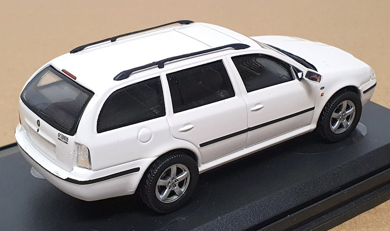 Abrex 1/43 Scale Diecast ABX44 - Skoda Octavia 4x4 TDI - White