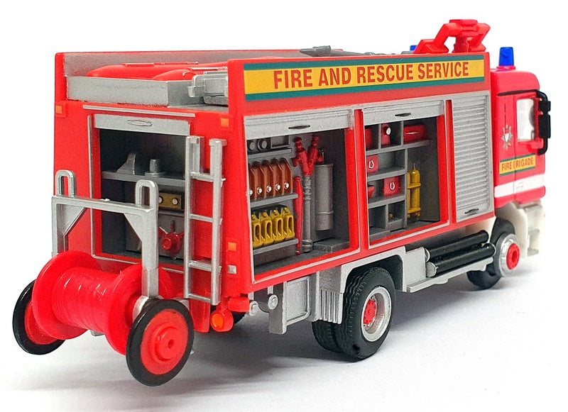 Cararama 1/80 Scale 00180 - Mercedes Benz Actros Fire Engine - Red