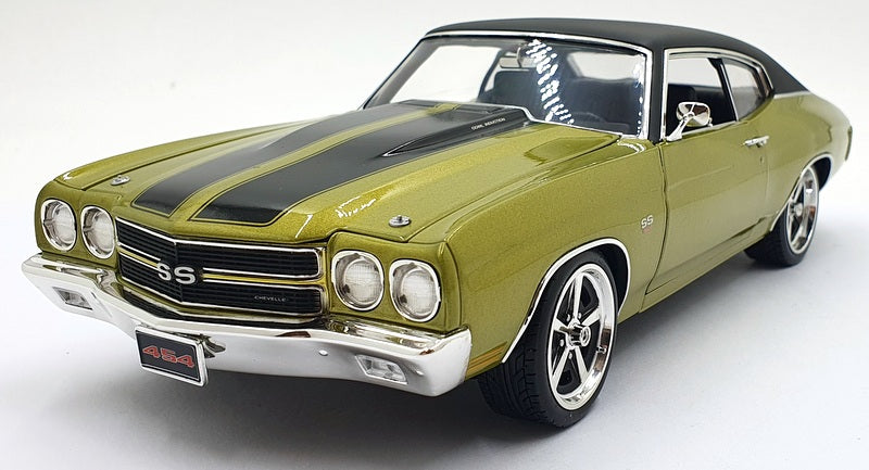 Acme 1/18 Scale A1805525VT 1970 Chevrolet Chevelle SS Restomod Vinyl Top - Green