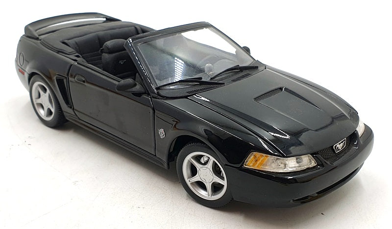 Maisto 1/18 Scale Diecast 221024G - 1999 Ford Mustang GT - Black With Lights