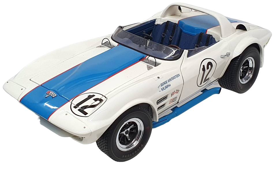 Exoto 1/18 Scale DC21823U - Chevrolet Corvette Grand Sport - #12 White