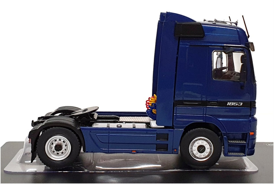 Ixo 1/43 Scale TR121.22 - 1995 Mercedes Benz Actros MP1