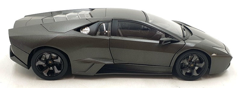 Mondo Motors 1/18 Scale Diecast 31024R - Lamborghini Reventon - Grey