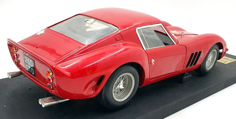 Revell 1/12 scale Diecast 8850 - 1964 Ferrari 250 GTO - Red 