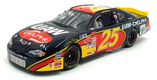 Action 1/24 Scale 400617 - Chevrolet Monte Carlo 2001 UAW / Delphi NASCAR #25