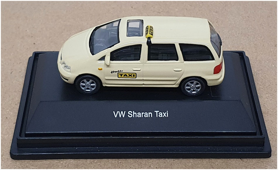 Schuco 1/87 Scale 25428 - VW Volkswagen Sharan Taxi - Cream