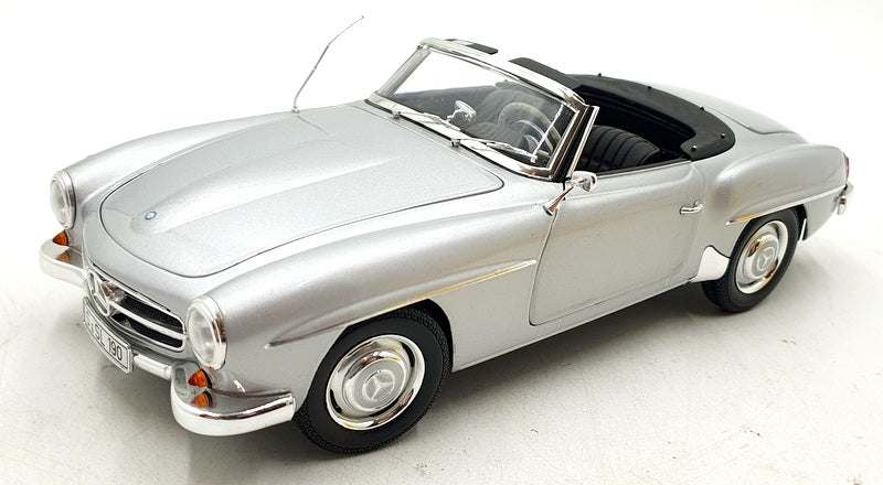 Minichamps 1/18 Scale Diecast DC211124L - Mercedes-Benz 190 SL - Silver