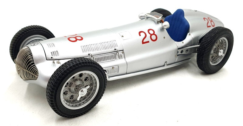 CMC 1/18 Scale Diecast M-040 - Mercedes-Benz W154 1938 #28 - Silver