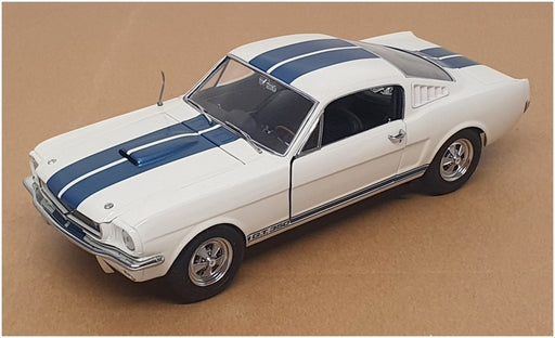 Revell Creative Masters 1/20 Scale 8865 - Shelby Mustang GT350 - White/Blue
