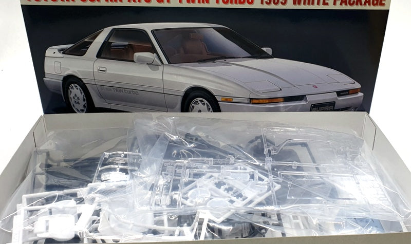 Hasegawa Kits 1/24 Scale 20504 - Toyota Supra A70 GT Twin Turbo 1989 White 