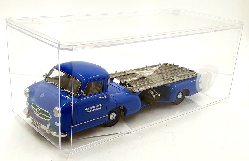 CMC 1/18 Scale Diecast DC26124E - Mercedes-Benz 1954 Renntransporter - Blue