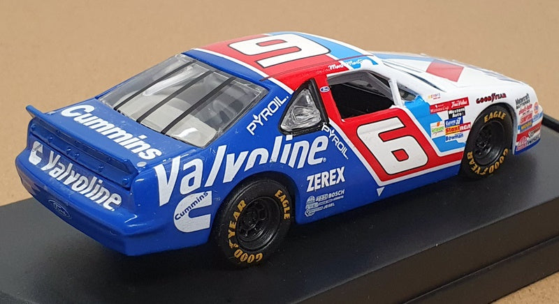 Quartzo 1/43 Scale 2041 - Ford Thunderbird Nascar (Valvoline) #6 Mark Martin