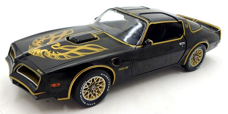 Greenlight 1/18 Scale 19098 - 1977 Pontiac Firebird Trans AM - Black