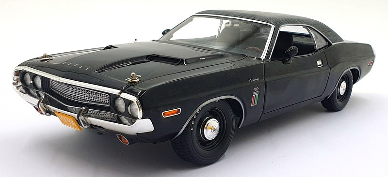 Greenlight 1/18 Scale 13614 - 1970 Dodge Challenger R/T "The Black Ghost" Black