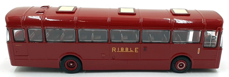 EFE 1/76 Scale 35209 - BET 6 Bay 36ft Bus Ribble