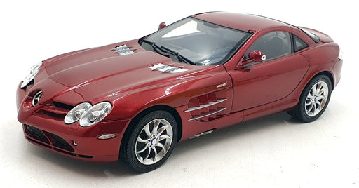 CMC 1/18 Scale Diecast DC221124E - Mercedes-Benz SLR McLaren - Red