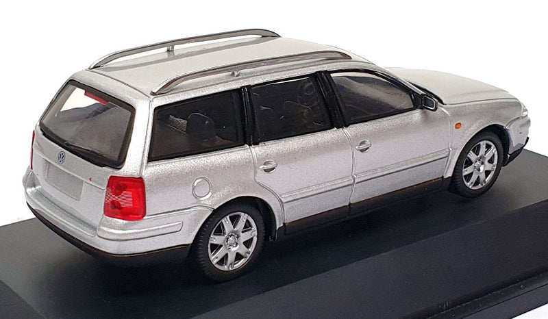 Schuco 1/43 Scale Diecast A 60 1399 - Volkswagen Passat V6 - Silver