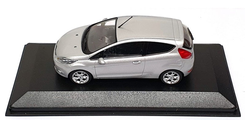 Minichamps 1/43 Scale Diecast DS007 - Ford Fiesta - Silver