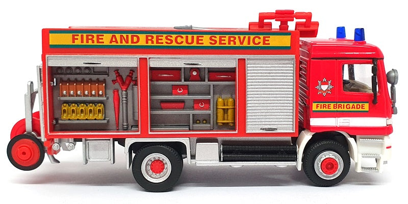 Cararama 1/80 Scale 00180 - Mercedes Benz Actros Fire Engine - Red