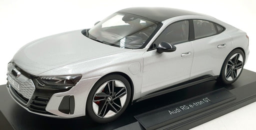 Norev 1/18 Scale Diecast 188381 - Audi RS e-tron GT 2021 - Silver