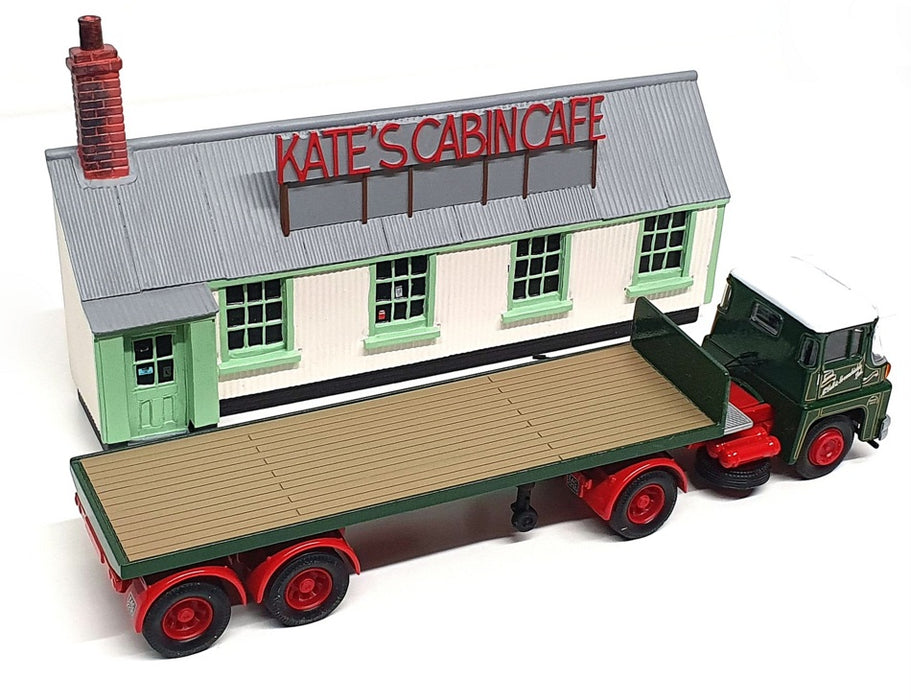 Corgi 1/50 Scale CC11701 - Guy Invincible TA & Kates Cabin McCall & Greenshields