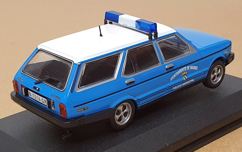 Altaya 1/43 Scale SP1980 - Seat 131 Panorama Policia Madrid 1980 - Blue/White