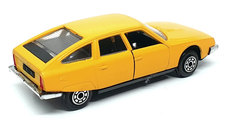 Norev Jet-Car 1/43 Scale Diecast No. 845 - 1974 Citroen CX2200 - Yellow