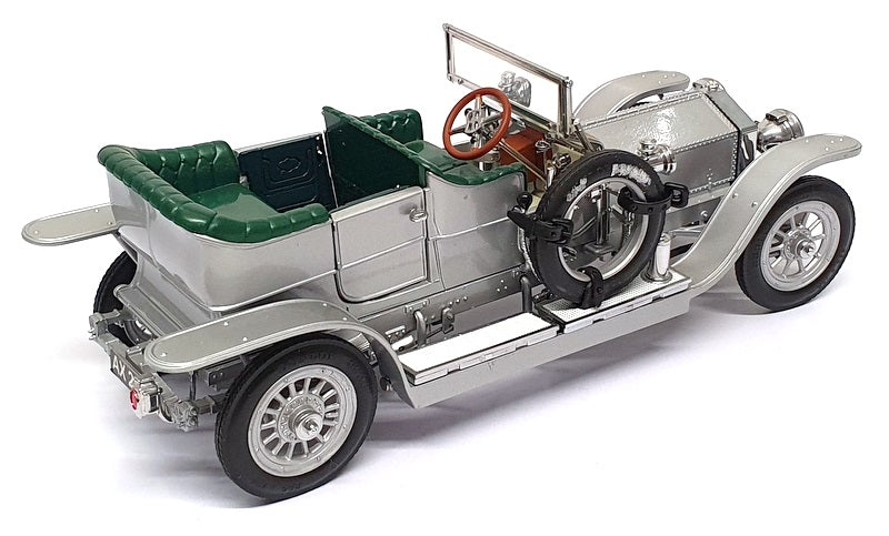 Franklin Mint 1/24 Scale FM07RR - 1907 Rolls Royce Silver Ghost - Silver