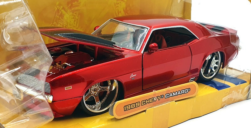 Jada 1/24 Scale Diecast 90020 - 1969 Chevrolet Camaro - Red/Black