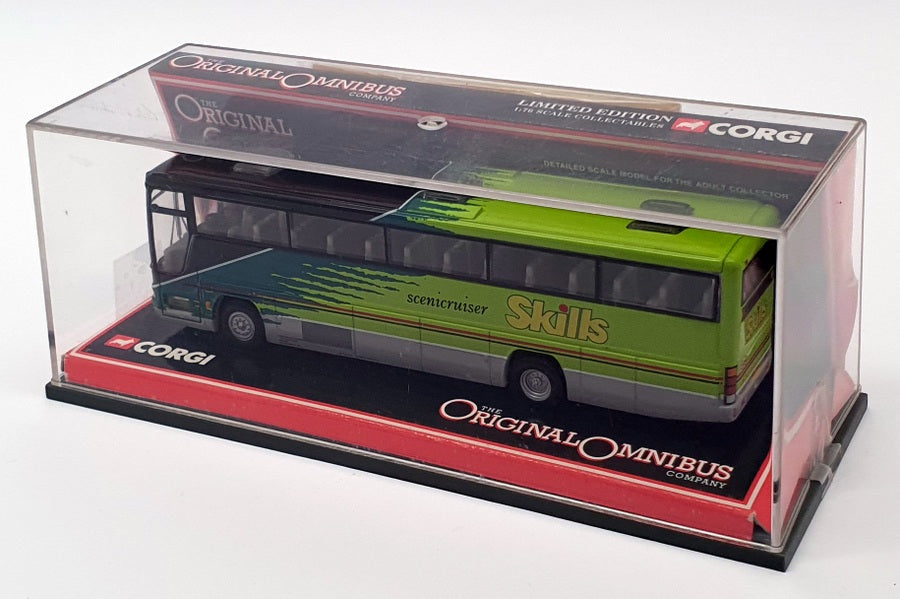 Corgi 1/76 Scale Model Bus 43308 - Plaxton Premier Coach - Skills