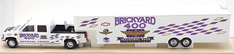 Brookfield 1/25 Scale 27423A Brickyard 400 Chevrolet Crew Cab And Trailer