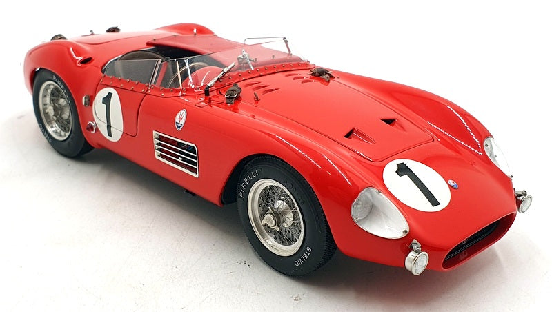 CMC 1/18 Scale Diecast M-108 Maserati 300S #1 1958 24H Frankreich