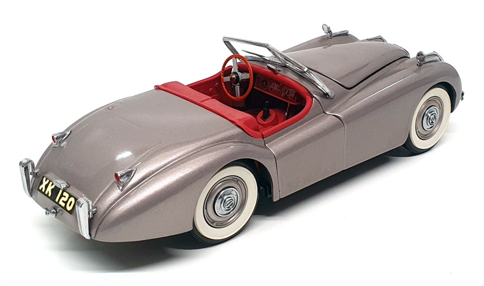 Danbury Mint 1/24 Scale DM5724 - 1949 Jaguar XK120 - Met Grey