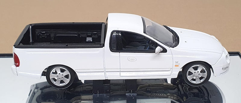 Classic Carlectables 1/43 Scale 43551 - Ford XR8 UTE - Winter White