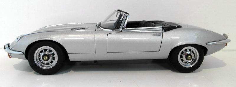 Autoart 1/18 scale Diecast 73521 - Jaguar E-Type Roadster series 3 V12 - Silver