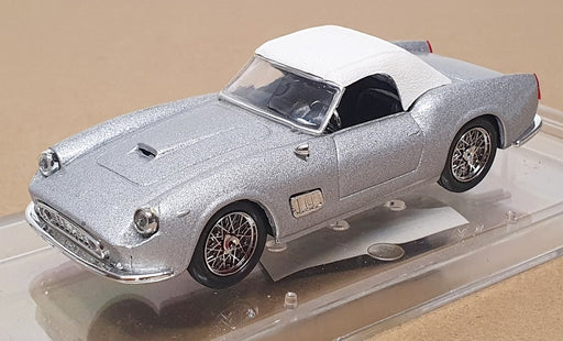 Vitesse 1/43 Scale 143 - 1960 Ferrari 250 Spyder California - Silver/White