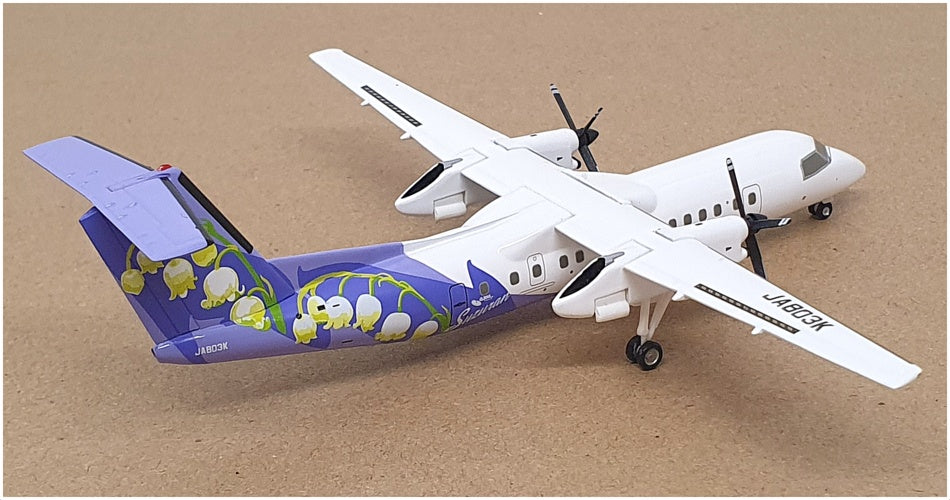 A-net 1/200 Scale DH28003 - De Havilland DHC8-300 Aircraft Suzuran (JA803K)