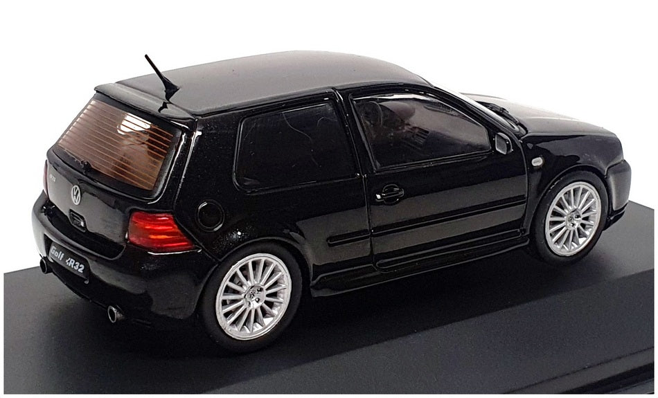 Solido 1/43 Scale S4313603 - Volkswagen Golf R32 4Motion AWD - Black