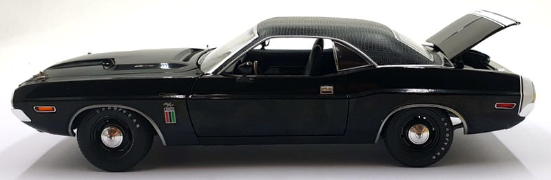 Greenlight 1/18 Scale 13614 - 1970 Dodge Challenger R/T "The Black Ghost" Black