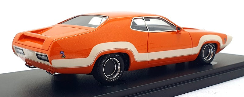 Avenue 43 1/43 Scale 60081 - 1971 Plymouth Road Runner Rapid Transit - Orange