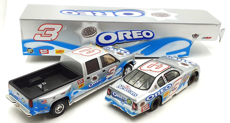 Action 1/24 Scale 102673 OREO Chevrolet #3 Crew Cab NASCAR And Trailer