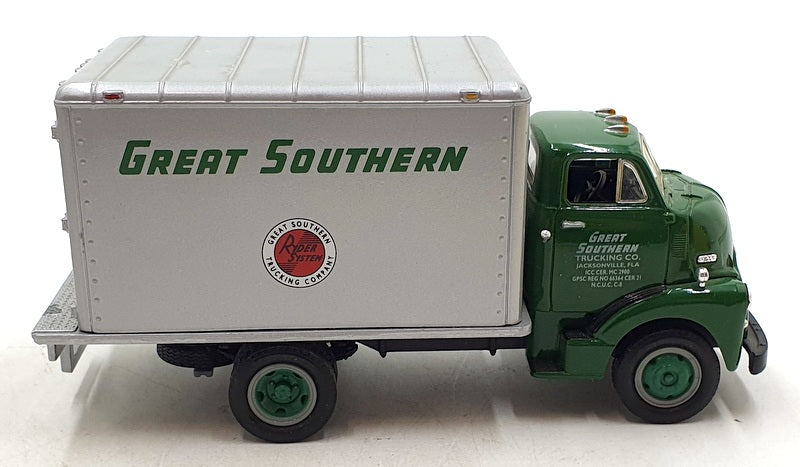 First Gear 1/34 Scale Diecast 19-1031 - 1952 GMC Drey Good Van Great Southern