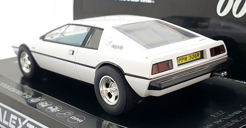 Scalextric 1/32 Scale Slot Car C4229 Lotus Esprit S1 James Bond TSWLM - White