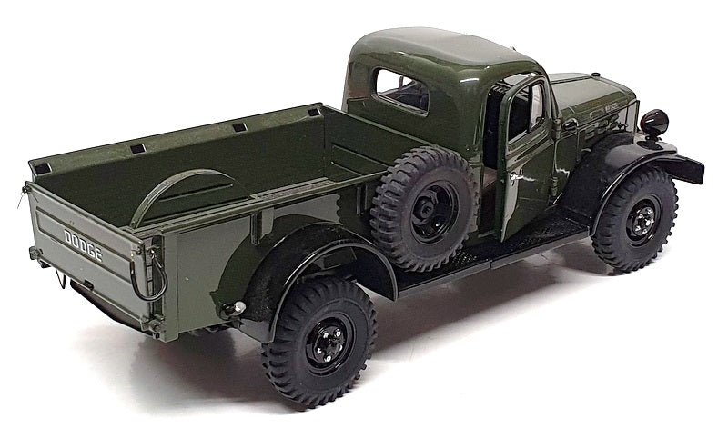 Danbury Mint 1/24 Scale DM9125 - 1946 Dodge Power Wagon - Submarine Green