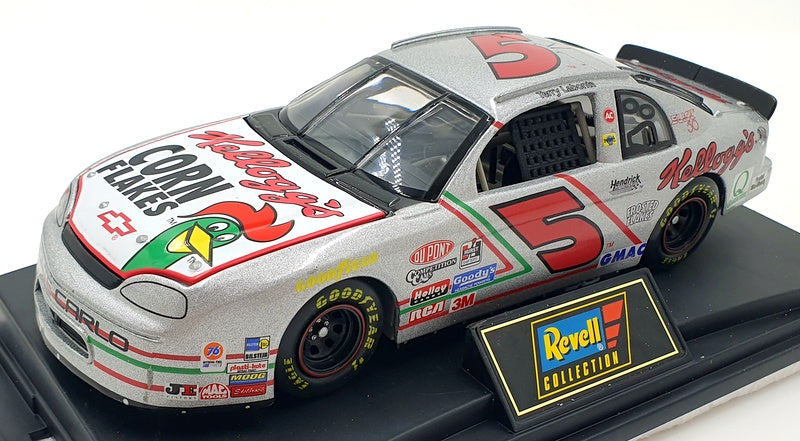 Revell 1/24 Scale 3840 - Chevrolet Monte Carlo Kelloggs #5 T.Labonte