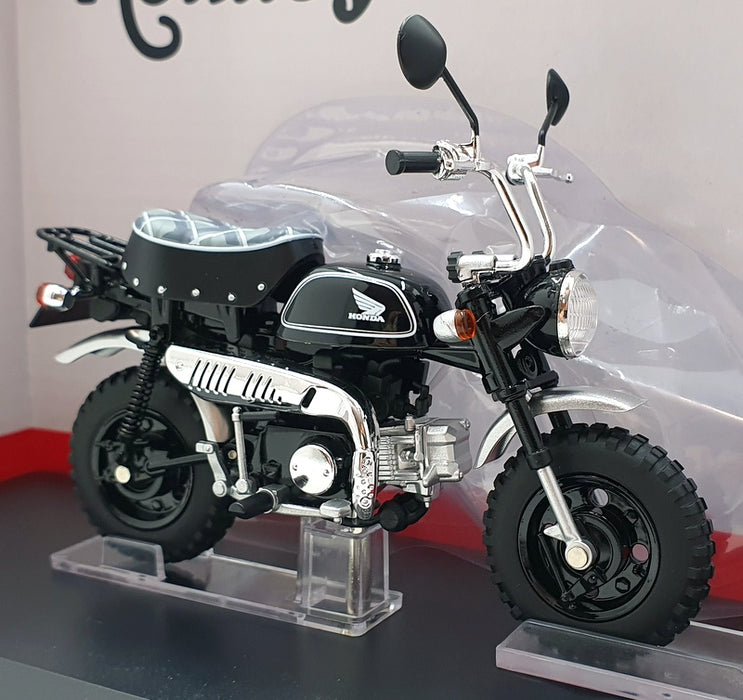 Aoshima 1/12 Scale 111260 - Honda Monkey Motorbike - Back