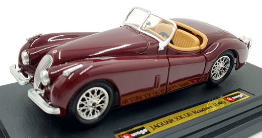 Burago 1/24 Scale Diecast 5821B - 1948 Jaguar XK120 Coupe - Silver