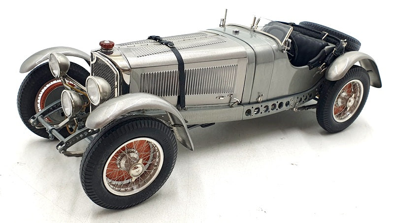 CMC 1/18 Scale M-087 Mercedes-Benz SSKL Mille Miglia 1931 Metal With Case