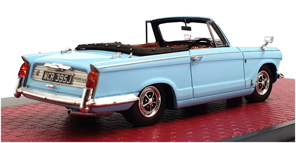 Matrix 1/43 Scale MX41902-032 - 1968-71 Triumph Vitesse MkII Convertible - Blue